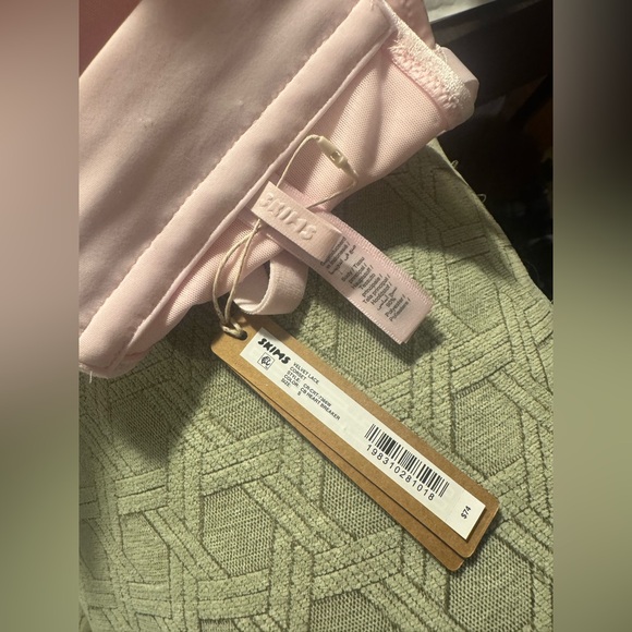 Skims Cherry Blossom Heart Breaker Velvet Lace Corset, pink, size small, NWT - Picture 9 of 10